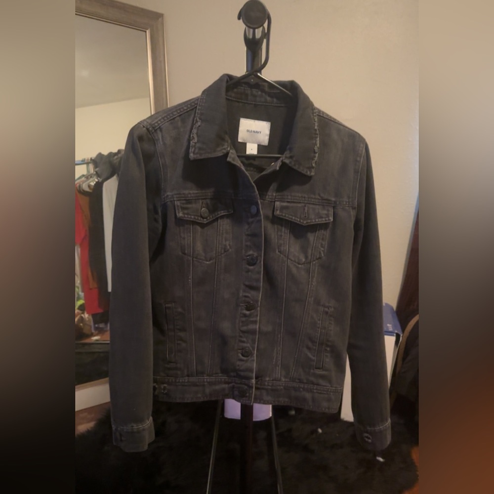 Black Old Navy Jean Jacket
